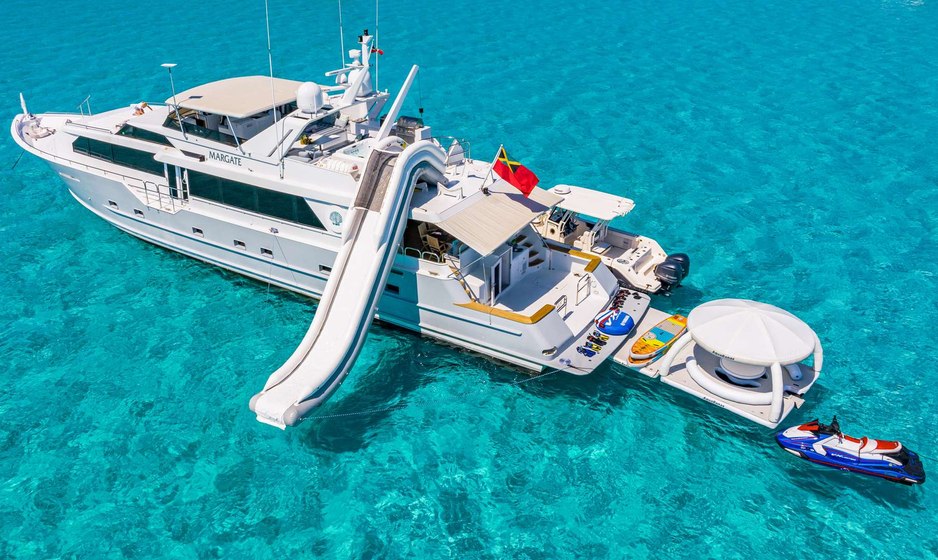 Charter Yacht MARGATE Offers 10% Off Final Summer Availability In The Bahamas